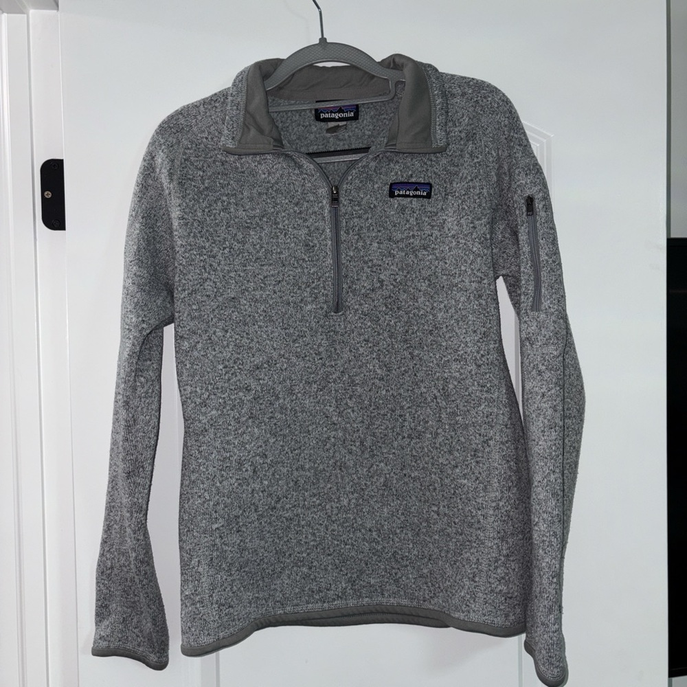 Patagonia Women's Heather Gray Quarter-Zip Sweater